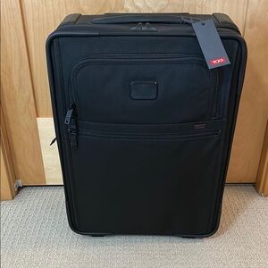 Tumi Black Luggage Travel Bag with Expandable Compartments